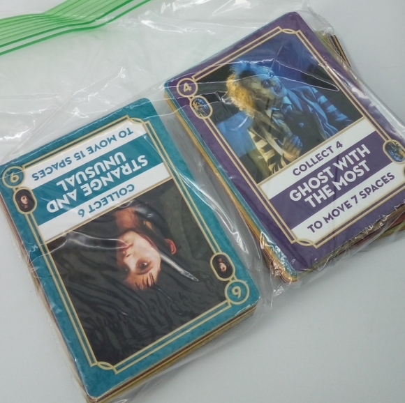 Beetlejuice Card Scramble Board Game 12+ Complete Halloween Theme Party Game - Picture 8 of 16
